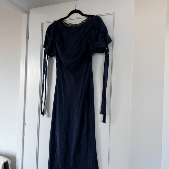 NWT Reformation Stella Silk Maxi Dress In Navy Lace Detail Size 8 - Picture 7 of 8